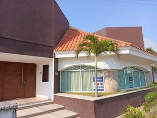 CASA EN VENTA EN COSTA DE ORO