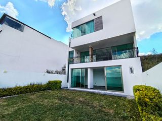 CASA EN VENTA, JURIQUILLA, QRO.