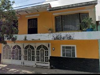 CASA A LA VENTA EN OBLATOS PTE GUADALAJARA JALISCO