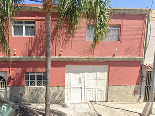Casa en venta en Col Postes Cuates, Guadalajara Jalisco