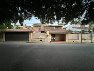 Se vende casa como Terreno de 1339 m2 en Col. Guadalupe