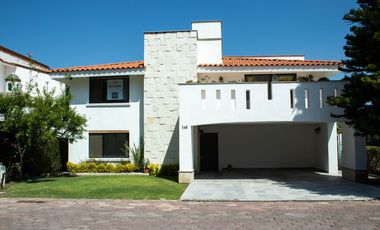 Venta en Casa en Club de Golf San Gil San Juan del Rio Querétaro