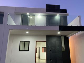 Casa en venta en Col. Lucio Valverde en Mazatlán, Sinaloa