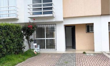 CASA EN VENTA, DENTRO DE PRIVADA, LAS MISIONES TOLUCA