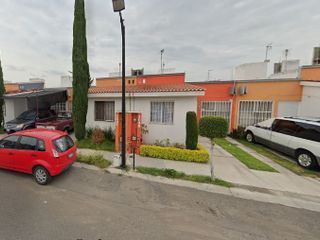 HERMOSA CASA DE UNA PLANTA. CASA EN REMATE BANCARIO EN EL FRACC. PARQUE SANTIAGO ETAPA 2, QUERÉTARO.