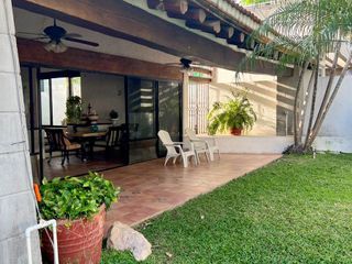 Compra Casa Estilo Colonial de Lujo en Residencial Campestre Cancún