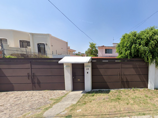 Grandiosa Casa con jardín en Jurica, Querétaro. ¡Remate!