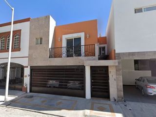 CASA EN VENTA COLONIA CUMBRES ELITE POR REMATE, APROVECHE!!