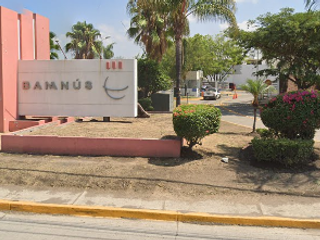 Casa en venta en Fraccionamiento Banús, Tlajomulco de Zúñiga, Jalisco, ¡Compra directa con los Bancos!