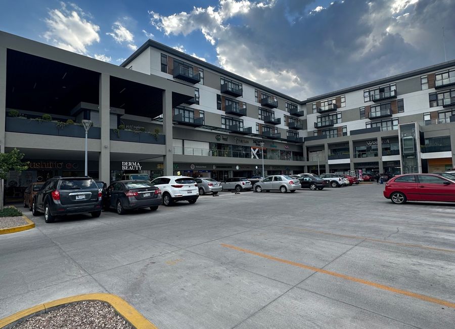 Locales Renta Xentric ANAHUAC Queretaro 20 000