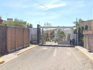 Casa en Cipreces de Mayorazgo, Puebla.¡Compra directa con el Banco, no se aceptan créditos!