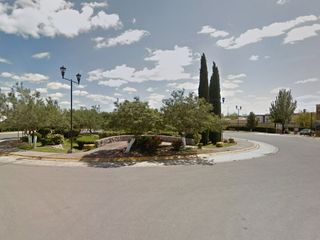 Casa en Paseo De Los Nogales con 190 m2 y 3 recamaras