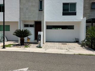 Rento Casa En Condominio Lomas de Santa Fe Juriquilla