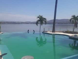 Tequesquitengo Unico Resort Con 41,000 M2 De Terreno, 2,409 M2 De Construccion