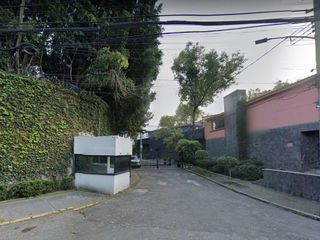 Aproveche Gran Oportunidad De Remate Bancario En Calle Rocío; Colonia Jardines del Pedregal, Alcaldía Álvaro Obregón-CDMX