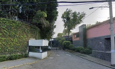Oportunidad De Remate Bancario En Calle Rocío; Colonia Jardines del Pedregal, Alcaldía Álvaro Obregón-CDMX