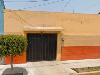 Propiedad con gran plusvalía de remate dentro de Calle 17, Nezahualcoyotl, Estado de México,