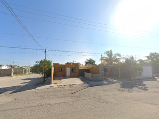CASA EN RECUPERACION BANCARIA EN SAN FERNANDO, LA PAZ