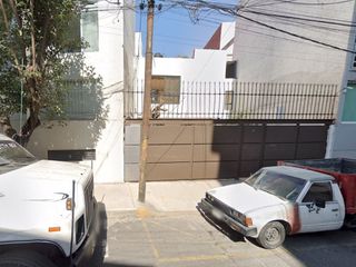 casa en venta a unas calles de la plaza de toros mexico