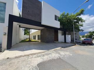 Casa en venta Cumbres de Santiago El alamo N.L