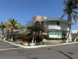 CASA EN VENTA COSTA DE ORO