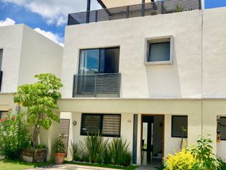 CASA EN VENTA ADAMAR