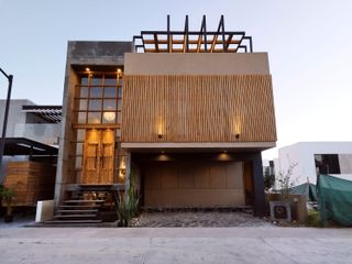 Hermosa casa la VENTA con HERMOSO diseño mexicano contemporáneo