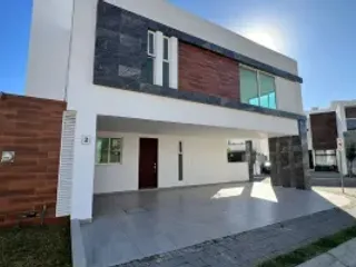 Casa nueva en venta en Lomas de Angelópolis