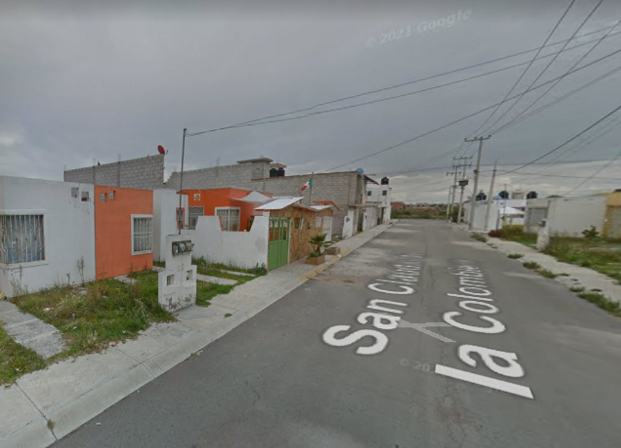 Remate bancario CASA SANTA CLAUDIA THENEVT, COL, VILLA LOS MILAGROS