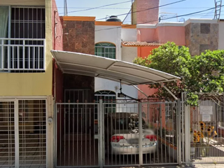 Casa En Recuperación Bancaria, En Jardines De La Paz, Guadalajara Jalisco.fm17