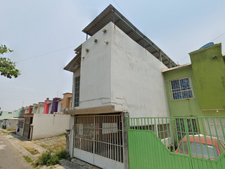Casa en Remate Bancario en Dorado Real, Veracruz. (65% debajo de su valor comercial, solo recursos propios, unica oportunidad) -ekc