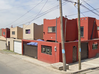 Casa En Constituyentes 1917, Ensenada, Baja California. Casa En Remates. -nlr1