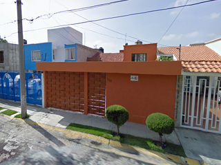 HR.- Gran remate de cómoda casa en los Álamos, Naucalpan. Oportunidad de inversión.