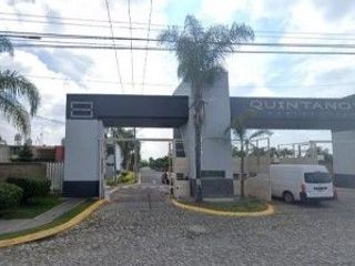 CASA LIT., Prolongación Colón , Ojo de Agua,45600 San Pedro Tlaquepaque, Jalisco.