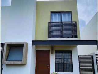 Casa con acabados de lujo en zona metrópolitana  Guadalajara
