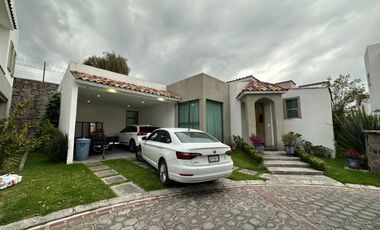 Residencia de un piso en Metepec 3 recamaras con jardin en condado del valle