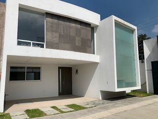 CASA EN VENTA EN SAN MATEO ATENCO NUEVA EN PRIVADA SALIDA RAPIDA A LA CDMX CON AREA COMUN Y MAS...