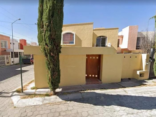 ¡Casa en Remate Bancario en La Joya QUERETARO, cerca de PARQUE LA JOYA!