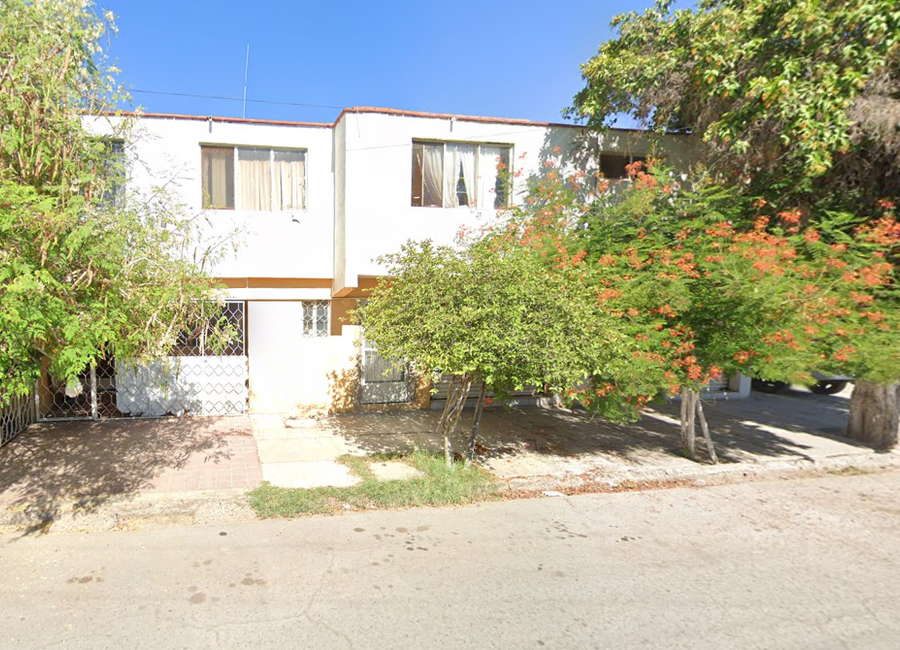 GRAN OPORTUNIDAD BONITA CASA UBICADA EN CLAVELES COL JARDINES DE