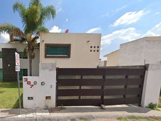 Bonita casa en Querétaro. SOC.