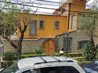 **CASA EN CALZADA DE TLACOPAC, ALVARO OBREGON, CDMX. **