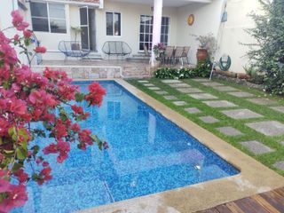 SE VENDE CASA SOLA EN LOMAS DE JIUTEPEC, IDEAL PARA RENTAR POR AIRB&B