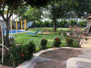 EN RENTA PARA HOSPEDAJE Y EVENTOS SOCIALES CASA EN ACAPULCO PIE DE LA CUESTA ALBERCA AMPLIA AREA VERDE