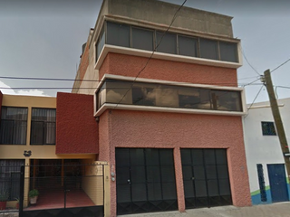 Casa en venta con gran plusvalía de remate dentro de Calle San Juan , Col. San Roque, Irapuato, Gto.