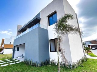 Casa en venta en Fracc Punta Tiburon en la Rivera Veracruzana