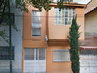 Perfecta Casa en venta con gran plusvalía de remate dentro de Misantla 35, Roma Sur, Cuauhtémoc, Ciudad de México