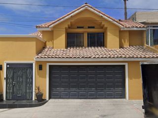 Hermosa casa en venta, en Calle Roma, Playas, Costa Azul, Tijuana, Baja California, México