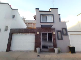 Renta Casa en Tijuana Semiamueblada en Privada Muy Segura con Acceso Controlado