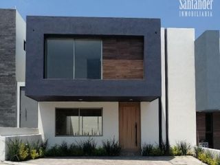 CASA EN VENTA EN CAÑADAS DEL BOSQUE $3,650,000