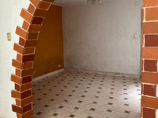 Casa en venta en  Alfonso 13, Alvaro Obregon, CDMX EM13-CA